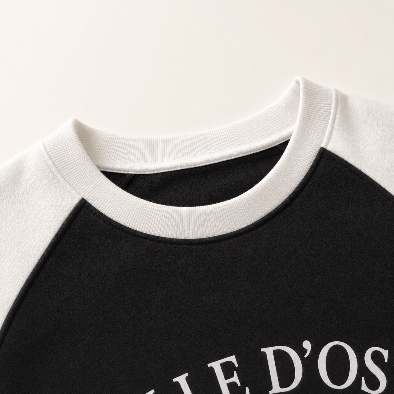 Buzo Mujer Cuello Redondo Monte Bianco Negro y Blanco